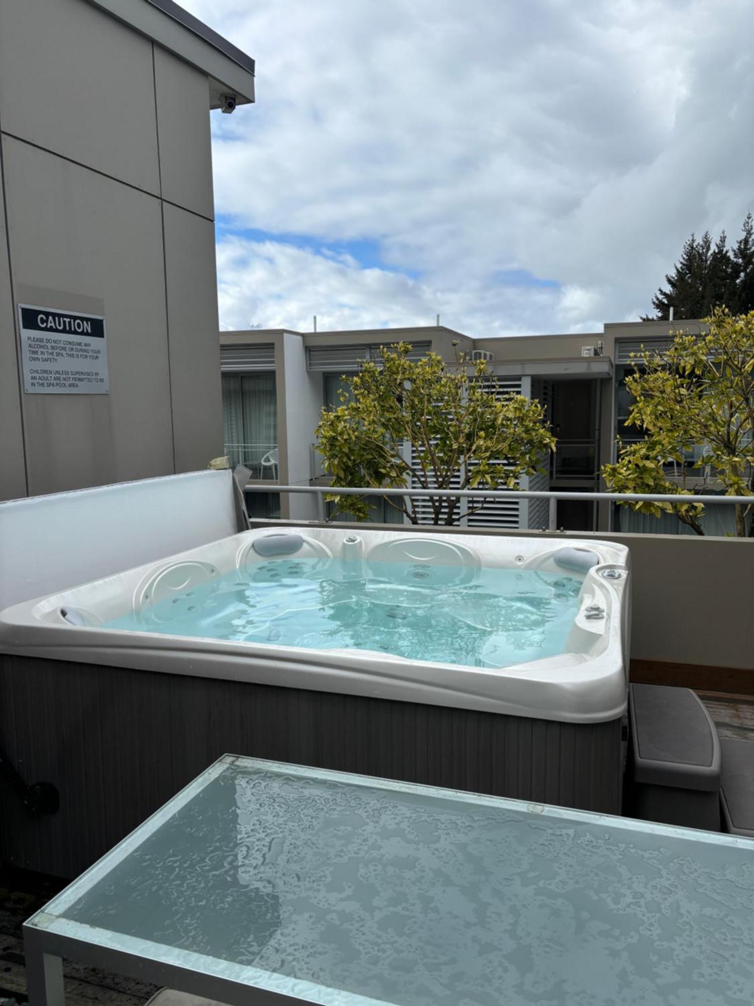 Charlies Queenstown Studio Apt 103B ภายนอก รูปภาพ